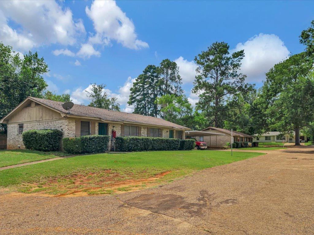 NEWLY REMODELED! MOVE IN TODAY! property image